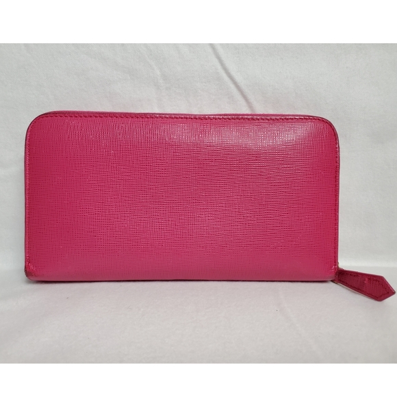 Authentic Preowned Fendi Wallet - Picture 2 of 8